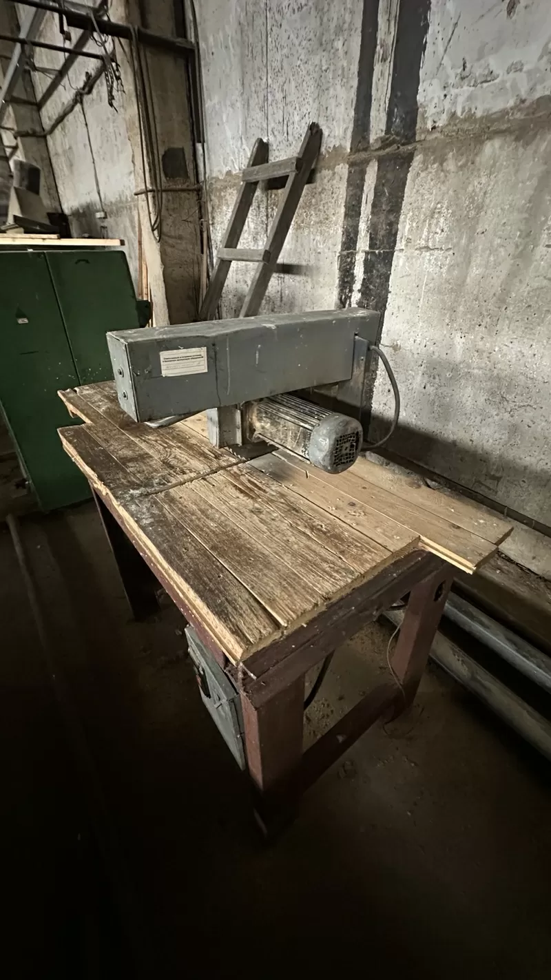 торцовочный станок по дереву